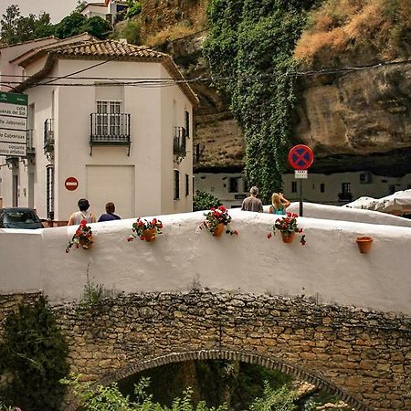 La Casa Del Rio Lägenhet Setenil De Las Bodegas Exteriör bild