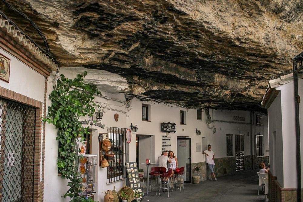 La Casa Del Rio Lägenhet Setenil De Las Bodegas Exteriör bild